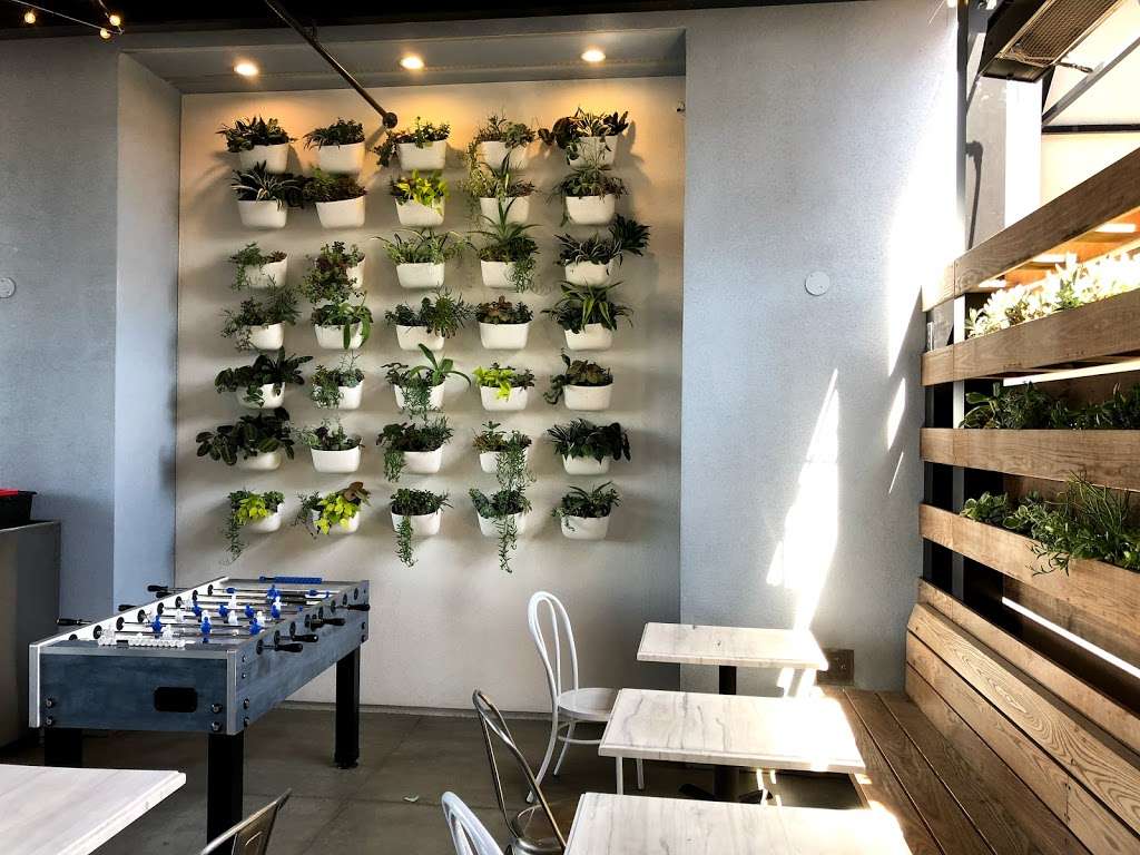 Mendocino Farms | 8795 Villa La Jolla Dr, La Jolla, CA 92037, USA | Phone: (858) 731-8130