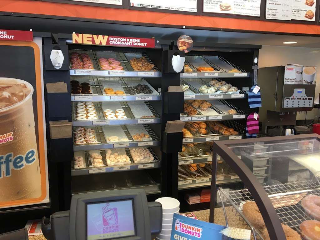 Dunkin Donuts | 1918 John Fries Hwy, Quakertown, PA 18951 | Phone: (215) 536-6060