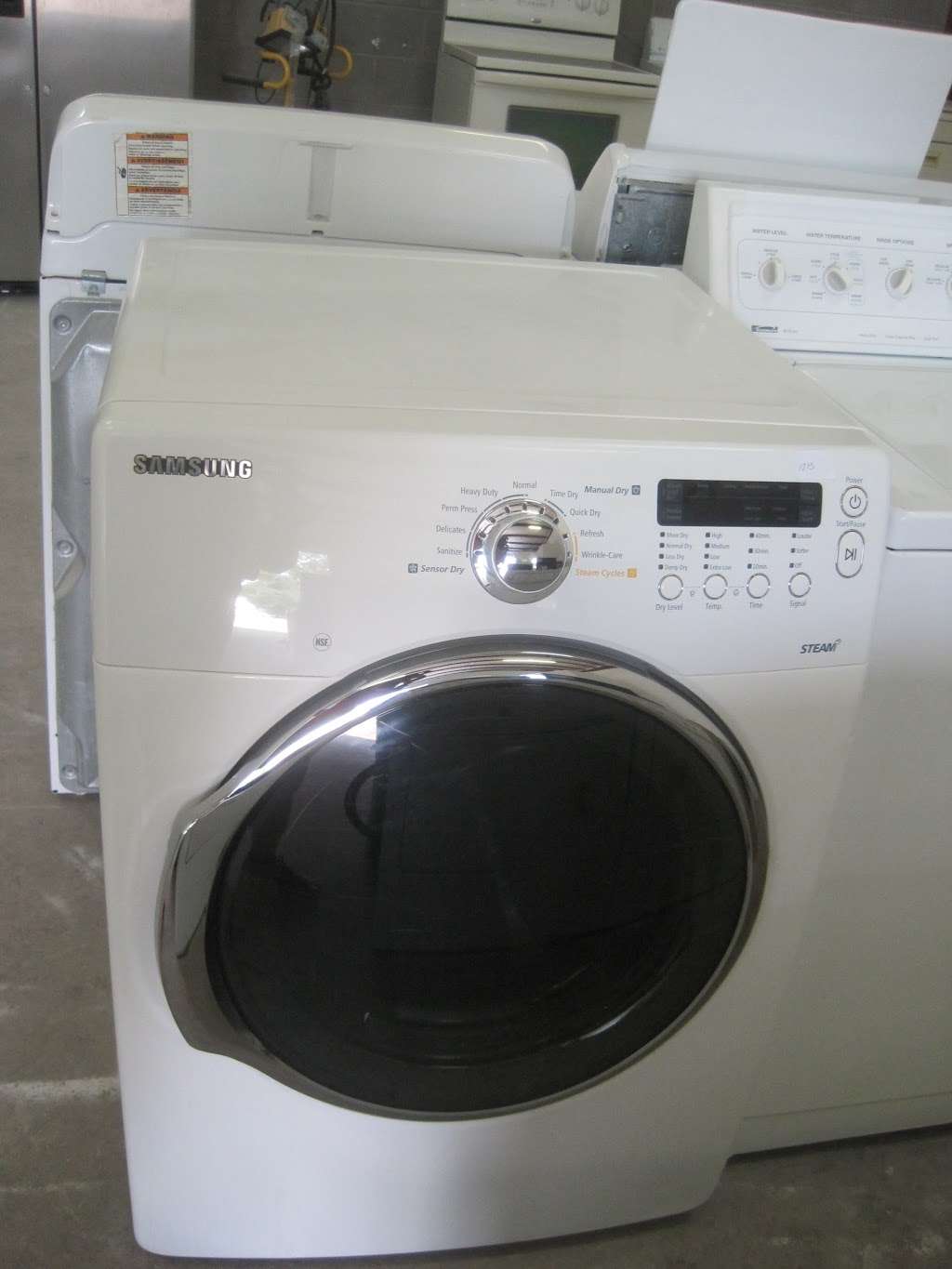 Quality Used Appliances | Photo 4 of 10 | Address: 7590 E Hwy 25, Belleview, FL 34420, USA | Phone: (352) 434-2204