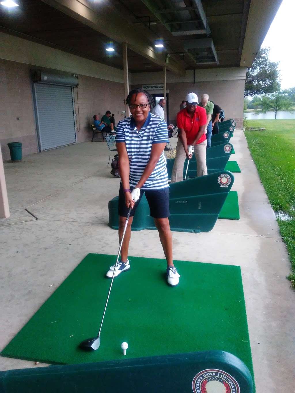 Odyssey SweetSpot Sports Bar and Driving Range | 19110 Oak Park Ave, Tinley Park, IL 60477 | Phone: (708) 429-4837