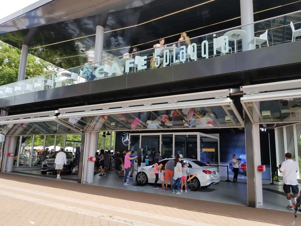 Arthur Ashe Stadium | 124-02 Roosevelt Ave, Flushing, NY 11368, USA | Phone: (718) 760-6200