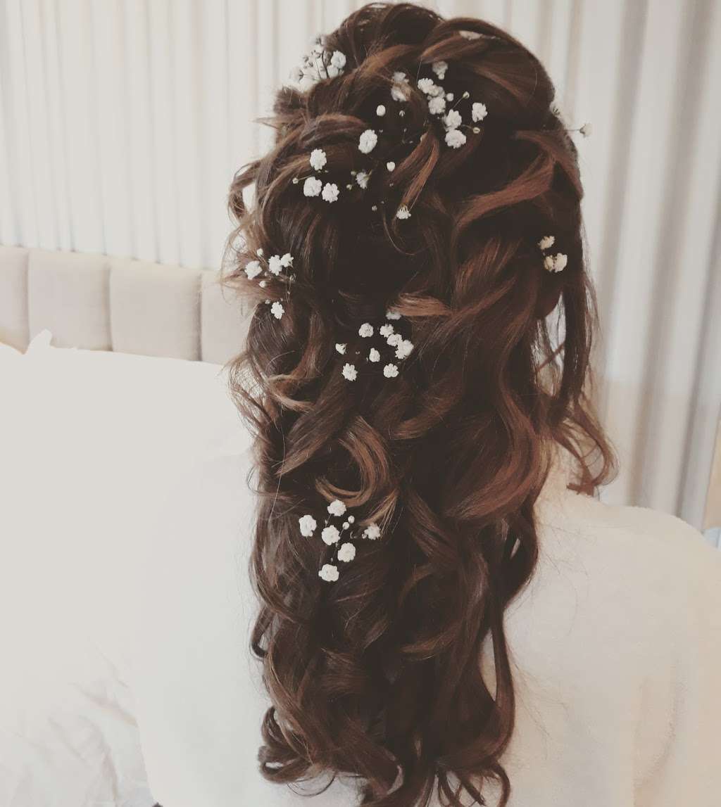 Beckies Bridal Hair | 57 Hazel Way, Crawley Down, Crawley RH10 4EU, UK | Phone: 07879 840105