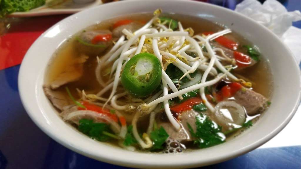 Pho And Grill International | 9610 Campo Rd, Spring Valley, CA 91977, USA | Phone: (619) 825-8585