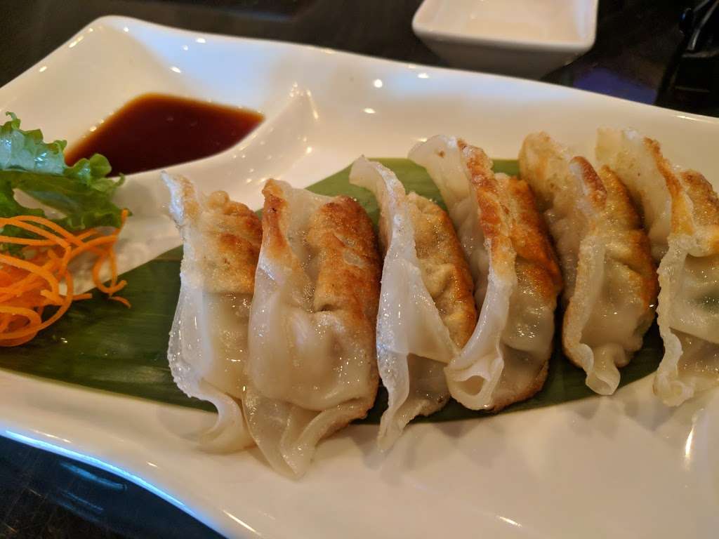 Kumo Sushi & Lounge | 168 Danbury Road (Stop & Shop Shopping Center), New Milford, CT 06776, USA | Phone: (860) 799-5711
