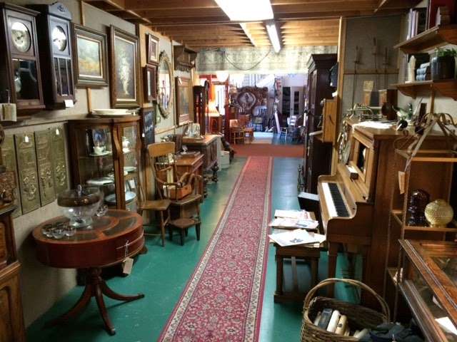 Antiques By Futura | 8665 Mission Gorge Rd # A2, Santee, CA 92071, USA | Phone: (619) 449-4400