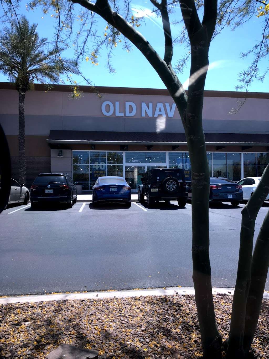 Old Navy | 3455 W Frye Rd Suite 1, Chandler, AZ 85226, USA | Phone: (480) 792-9139