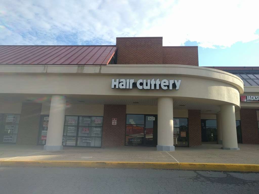 Hair Cuttery | 5421 Mapledale Plaza Unit 10, Woodbridge, VA 22193, USA | Phone: (703) 590-5676