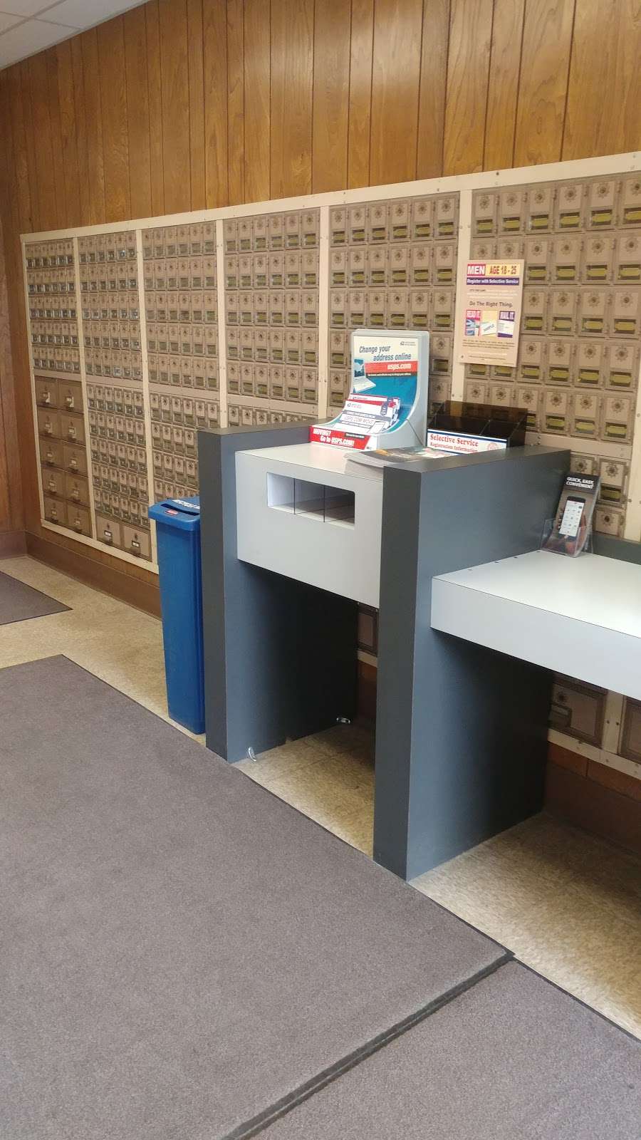 United States Postal Service | 249 Lehigh Gap St, Walnutport, PA 18088 | Phone: (800) 275-8777