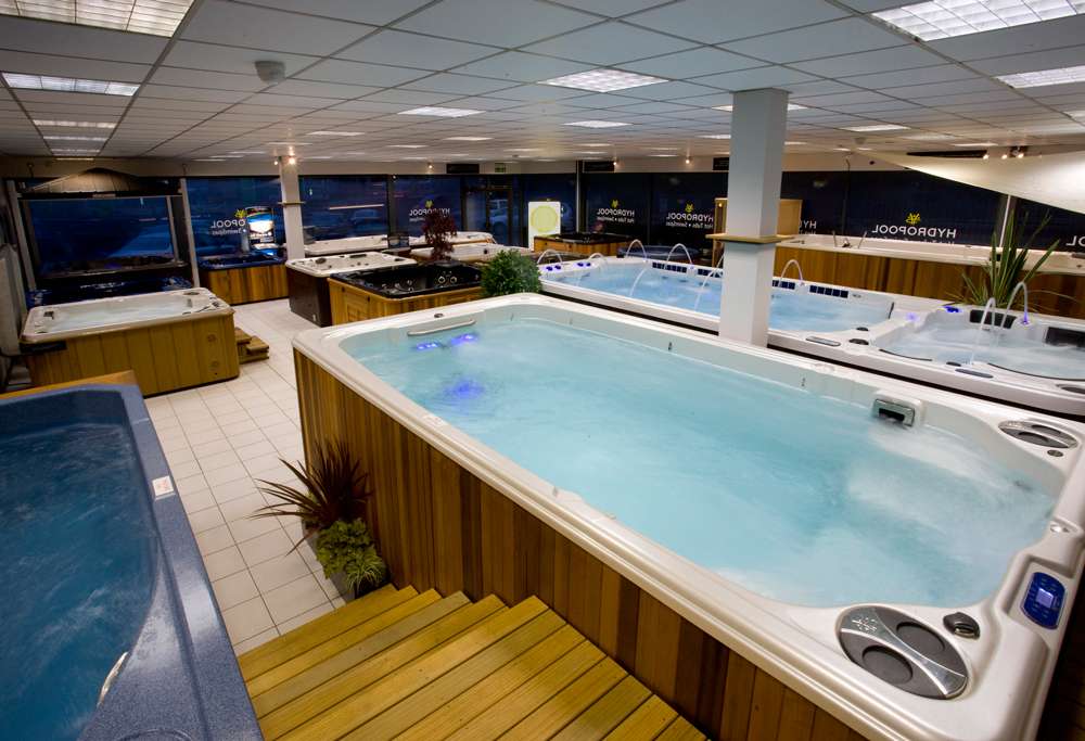 Hydropool UK Hot Tubs & Swim Spas | The Spa Showrooms/London Rd, Felbridge, East Grinstead RH19 2RQ, UK | Phone: 01342 311000