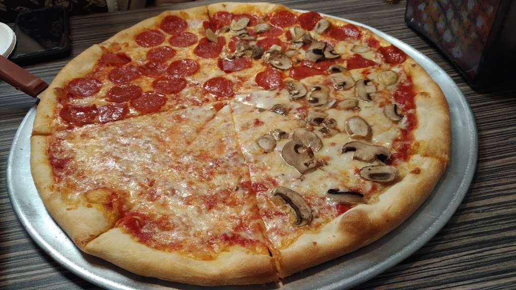 Varsity Pizza & Subs | 1296 Lawrenceville Rd, Lawrenceville, NJ 08648, USA | Phone: (609) 882-4100