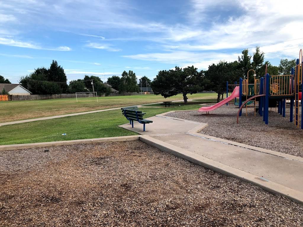 Macklanburg Park | 2234 NW 117th St, Oklahoma City, OK 73120, USA | Phone: (405) 297-3882