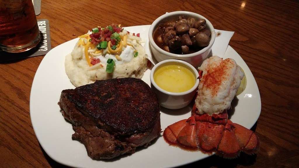 Outback Steakhouse | 740 US-130, Hamilton Township, NJ 08691, USA | Phone: (609) 581-2444