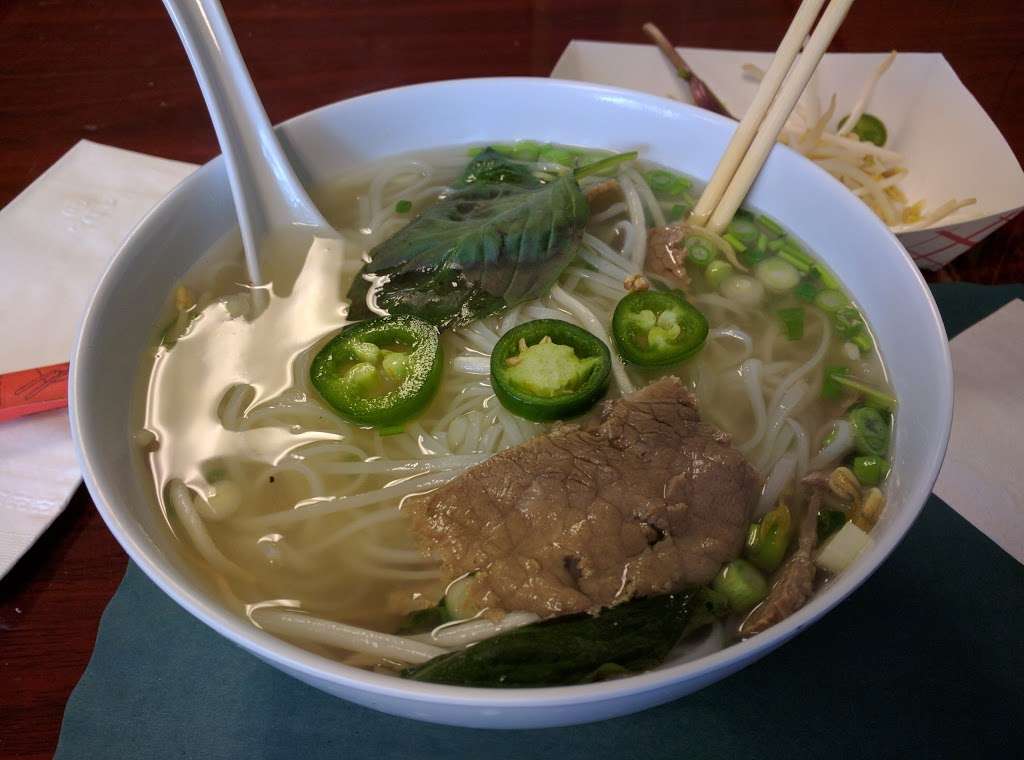 Hoi An Pho & Grill | 430 Main Ave, Norwalk, CT 06851, USA | Phone: (203) 939-9889