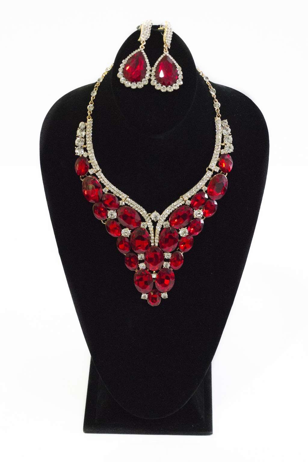 Shoes N Dazzle, LLC | 8103 Airline Dr Ste 12, Houston, TX 77037, USA | Phone: (832) 598-7463