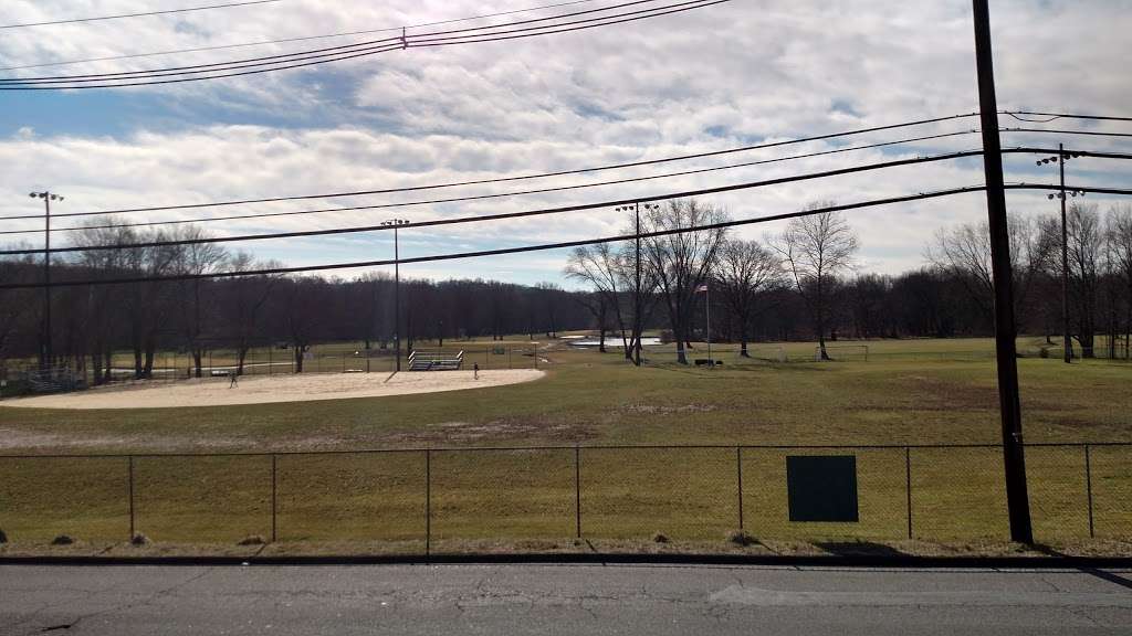 Kilroy Field | 7 Osborne Terrace, Wayne, NJ 07470