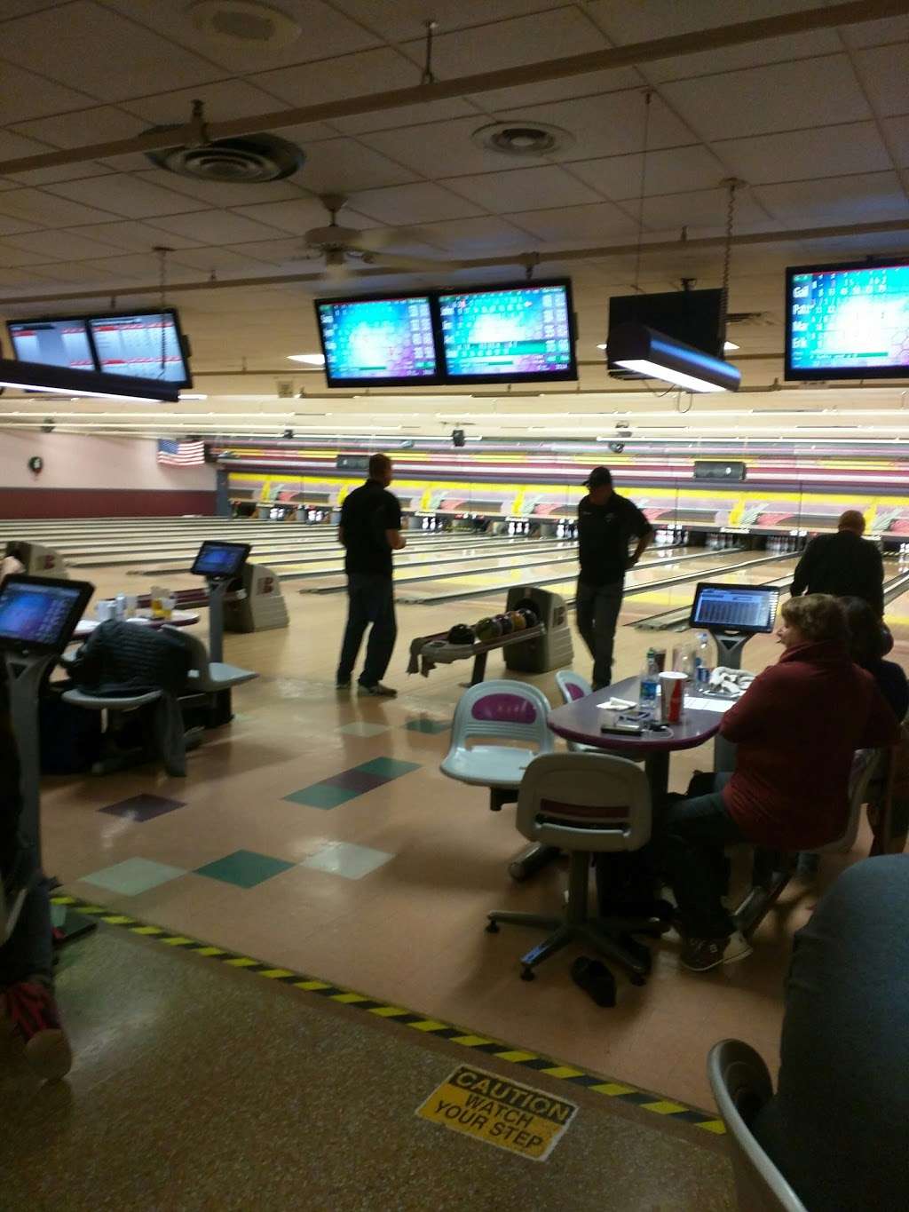 Bowl Arena Inc | 190 Susquehanna Blvd, West Hazleton, PA 18202, USA | Phone: (570) 455-6361