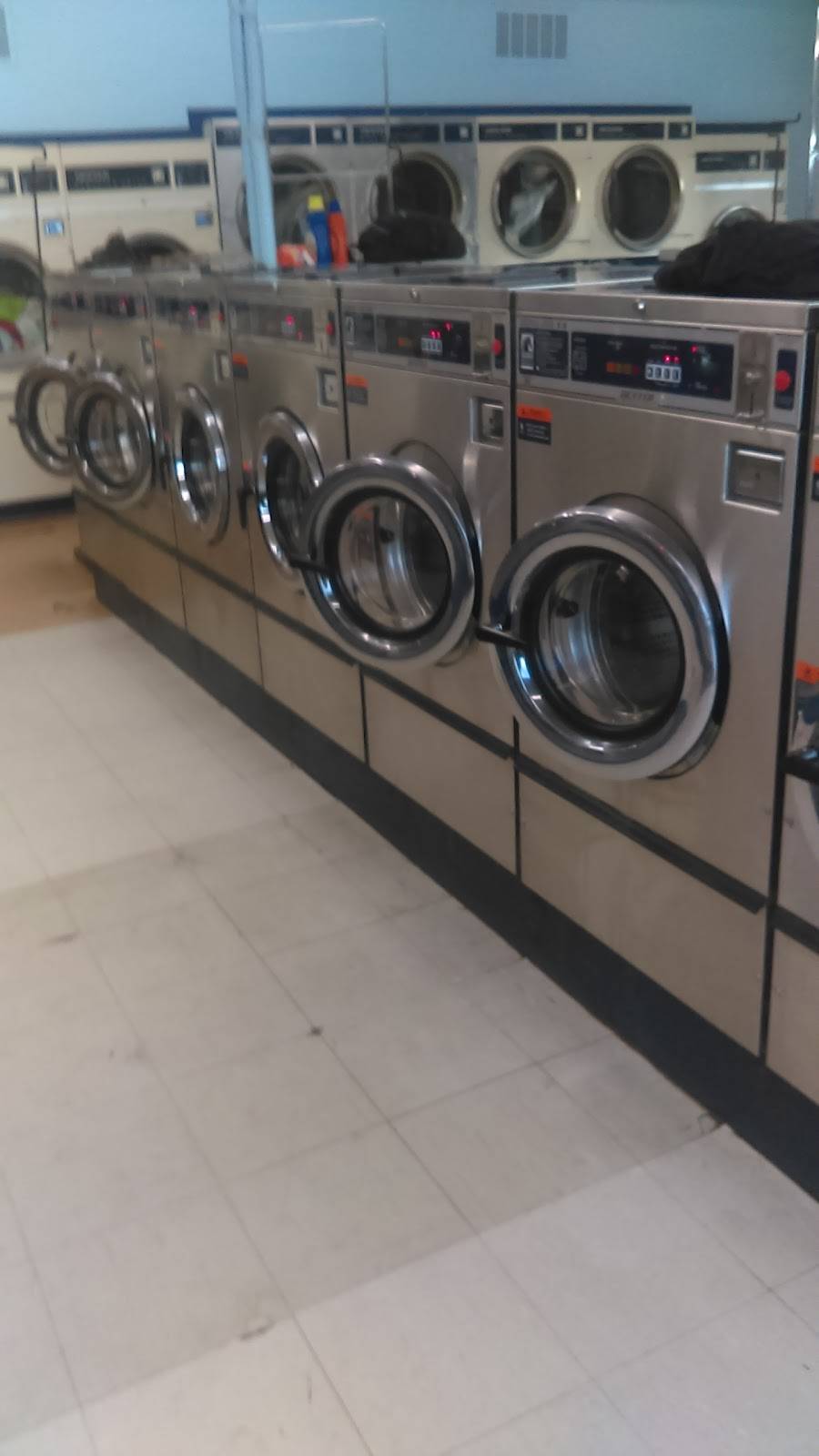 Quick Kleen Laundromat | 4520 N Western Ave, Oklahoma City, OK 73118, USA | Phone: (405) 202-1916