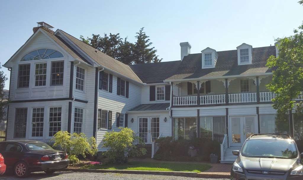 Hambleton Inn | 202 Cherry St, St Michaels, MD 21663, USA | Phone: (410) 745-3350
