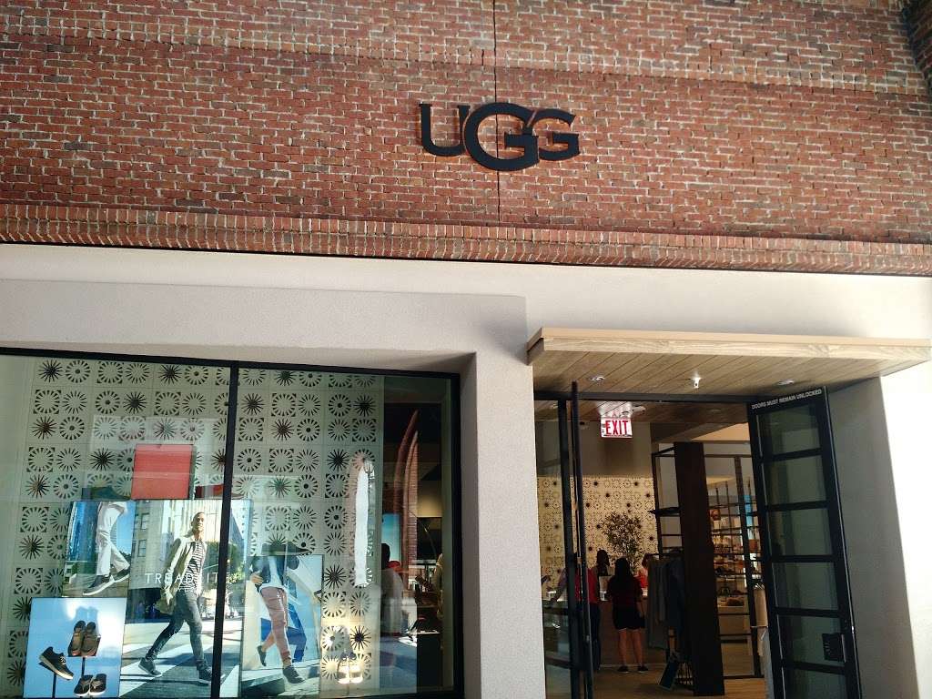 UGG | 1520 East Buena Vista Drive G, Lake Buena Vista, FL 32830, USA | Phone: (407) 208-2318