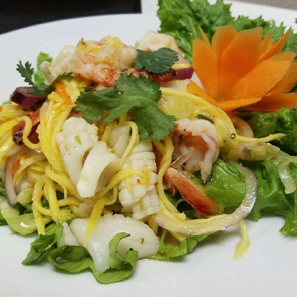 Bananas Thai Cuisine | 15556 Farm to Market Rd 529, Houston, TX 77095, USA | Phone: (281) 463-4399