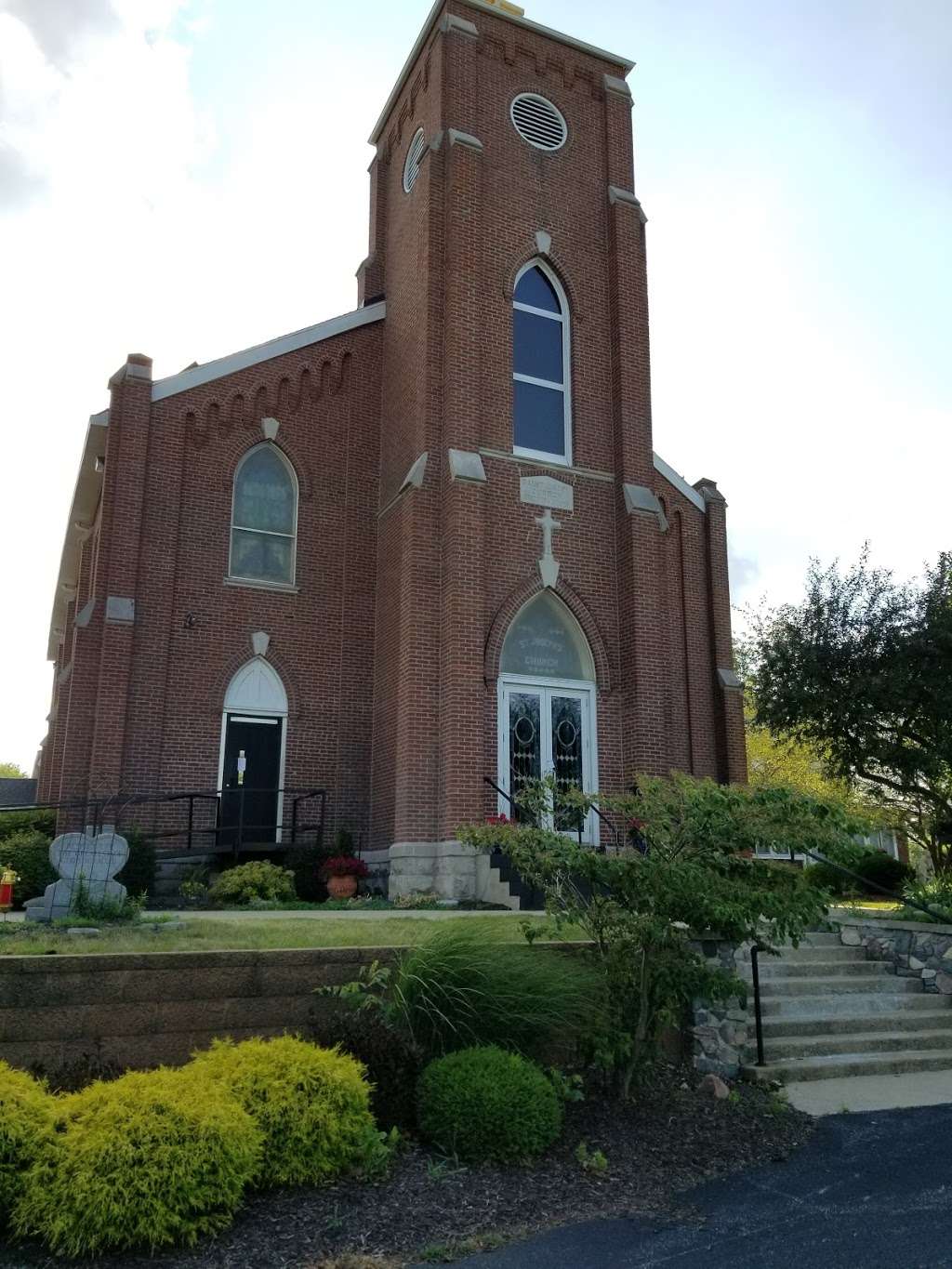 St Josephs Church | 601 S Kenton St, Reynolds, IN 47980, USA | Phone: (219) 984-5401