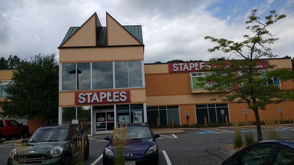 Staples | 111 Middlesex Turnpike, Burlington, MA 01803, USA | Phone: (781) 221-4610