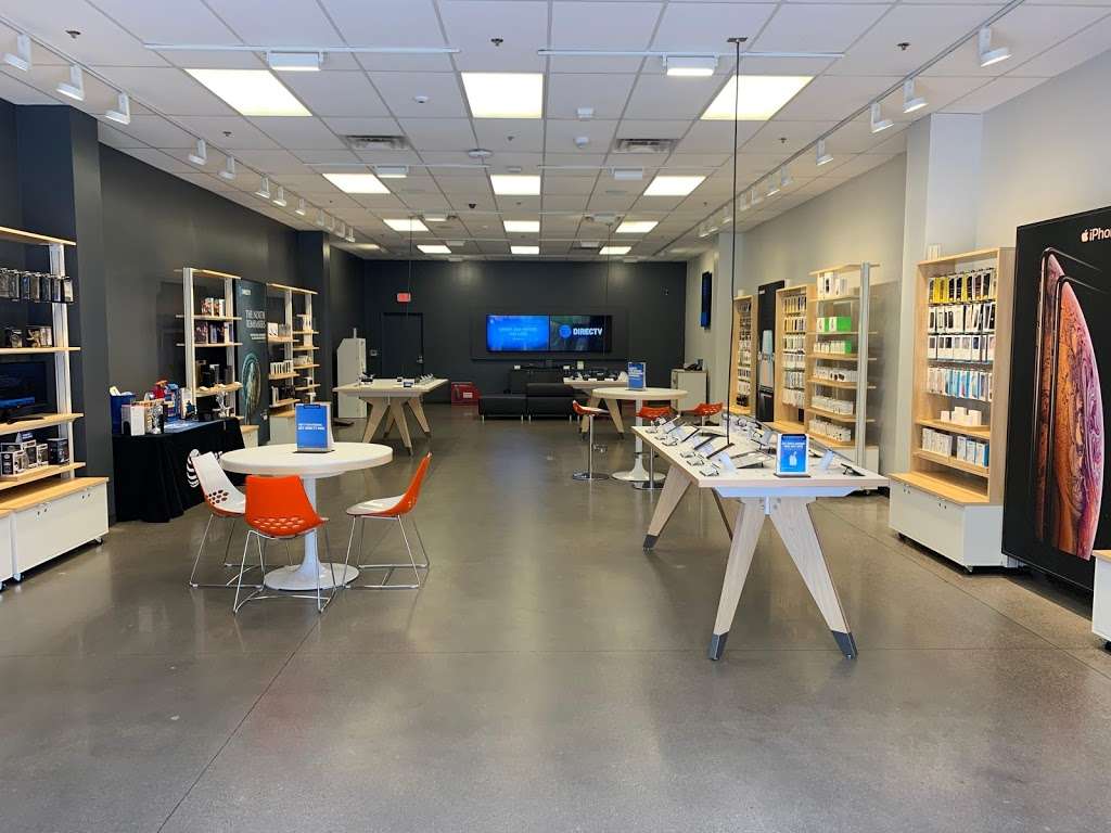 AT&T Store | 4976 Phoenix, Premium Outlets Way Space 818, Chandler, AZ 85226, USA | Phone: (480) 639-1855