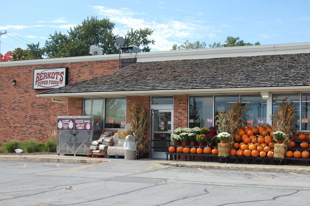 Berkots Super Foods | 312 S Harlem Ave, Peotone, IL 60468, USA | Phone: (708) 258-3460