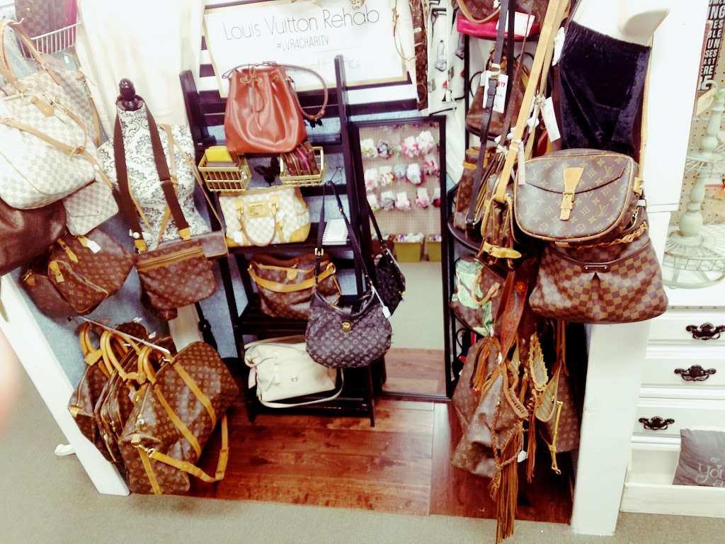 Homestead Handcrafts | 21518 Blanco Rd, San Antonio, TX 78260, USA | Phone: (210) 402-1221