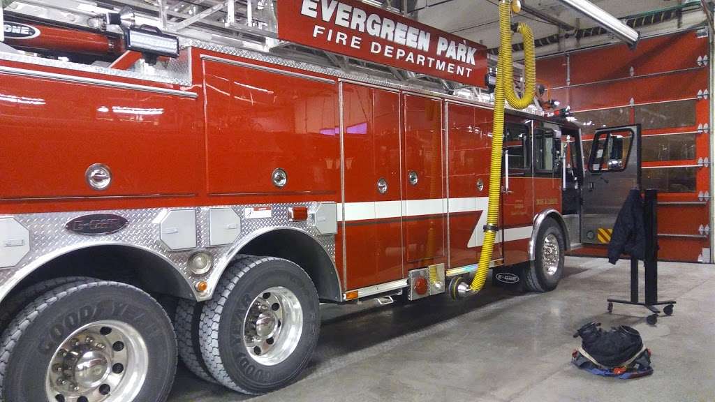 Evergreen Park Fire Department | 9000 S Kedzie Ave, Evergreen Park, IL 60805, USA | Phone: (708) 422-2148