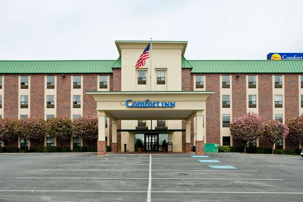 Comfort Inn Aikens Center | 1872 Edwin Miller Blvd, Martinsburg, WV 25404, USA | Phone: (304) 263-6200