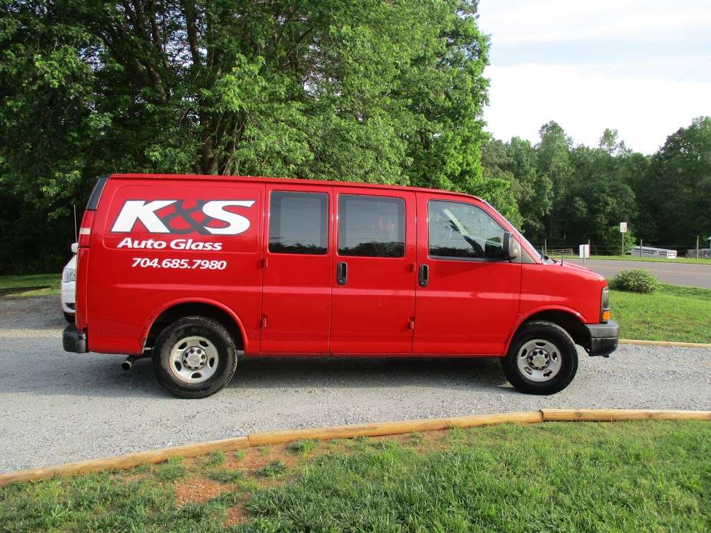 K&S AUTO GLASS | 3454 Brent Trail, Lincolnton, NC 28092, USA | Phone: (704) 685-7980