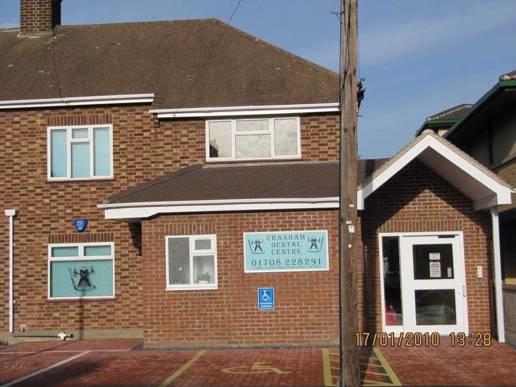 Cranham Dental Centre | 141 Ingrebourne Gardens, Upminster RM14 1BJ, UK | Phone: 01708 228291