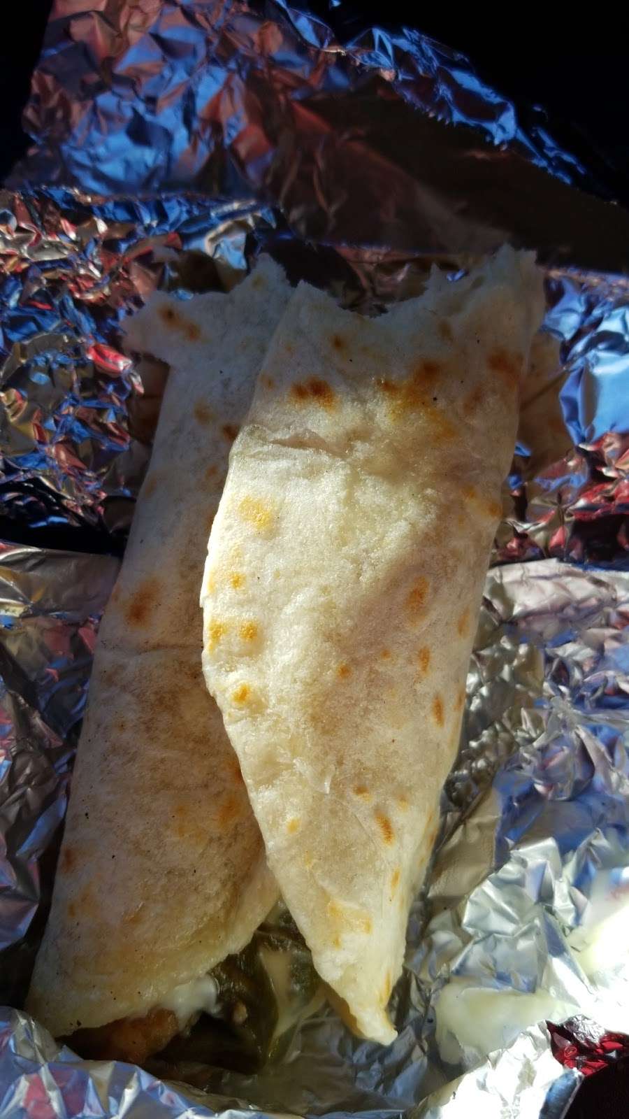 Willies Burritos | 6106 St John Ave, Kansas City, MO 64123, USA | Phone: (816) 916-5228