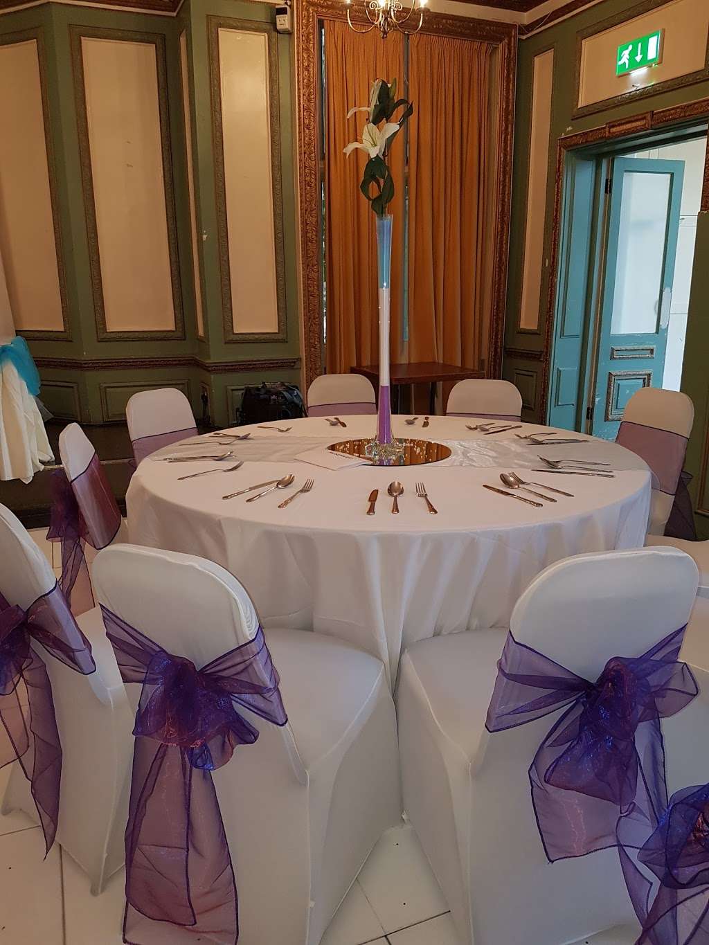 Kingswood Community Centre - Wedding Venue Crystal Palace | Kingswood House, Seeley Drive, London, Crystal Palace SE21 8QN, UK | Phone: 020 7525 6441