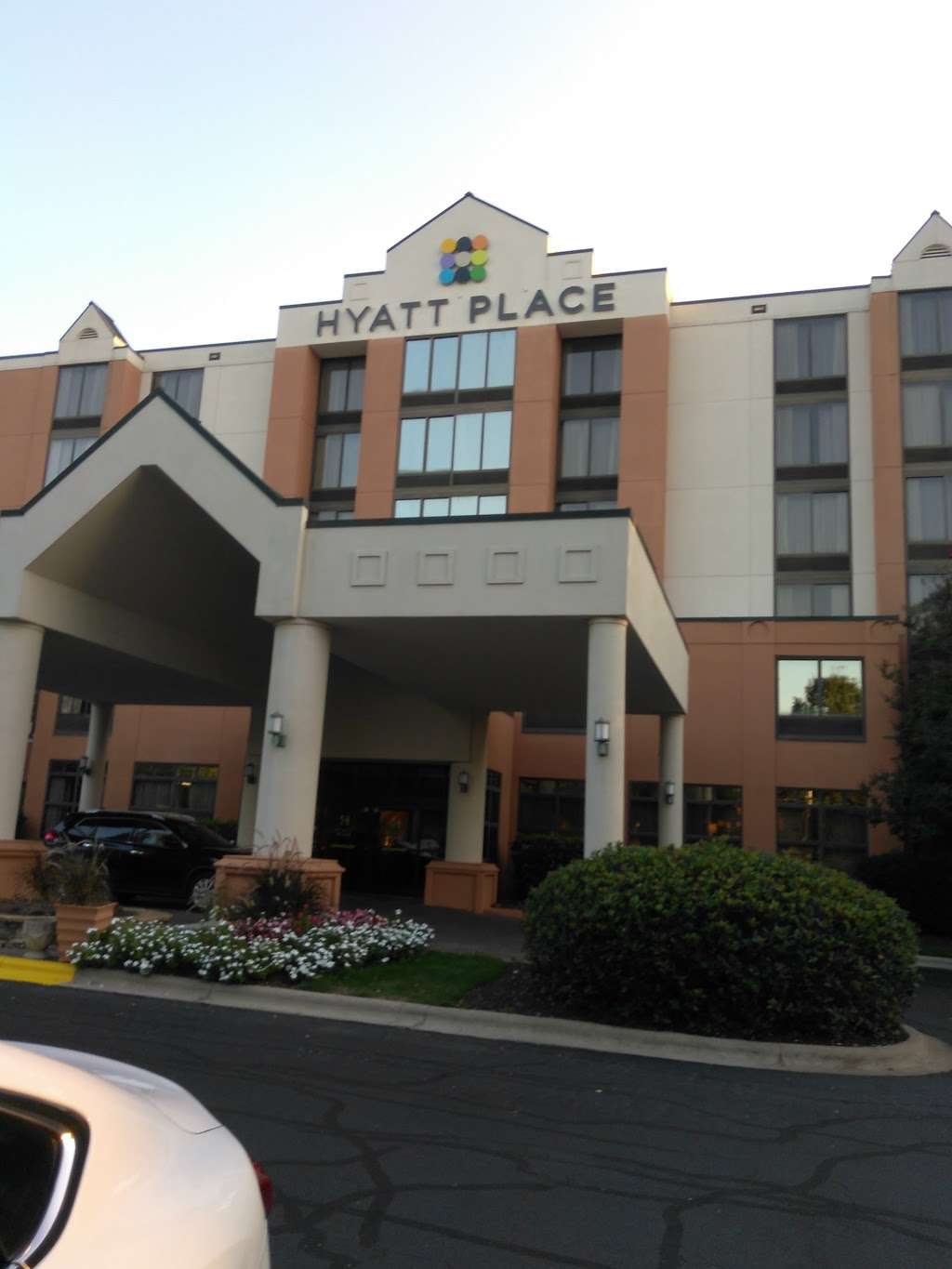 Hyatt Place Charlotte/Arrowood | 7900 Forest Point Blvd, Charlotte, NC 28273 | Phone: (704) 522-8400