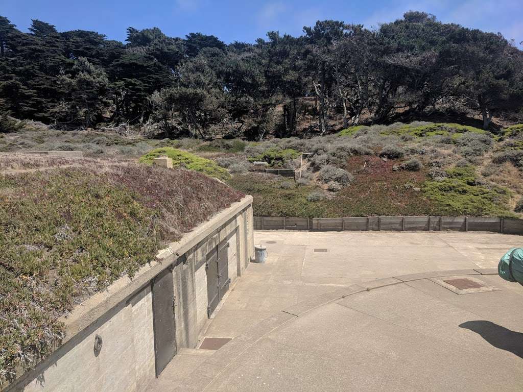 Parking Baker Beach 停车 | Unnamed Trail, San Francisco, CA 94129, USA