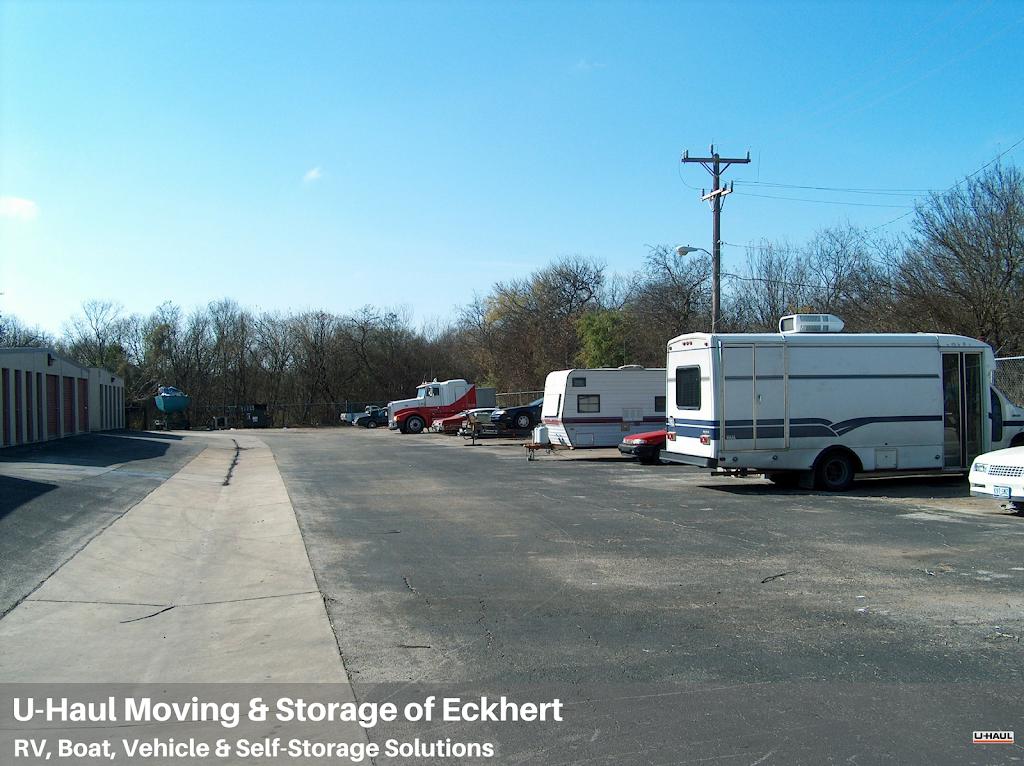 U-Haul Moving & Storage of Eckhert | 7741 Eckhert Rd #43, San Antonio, TX 78240, USA | Phone: (210) 684-8688