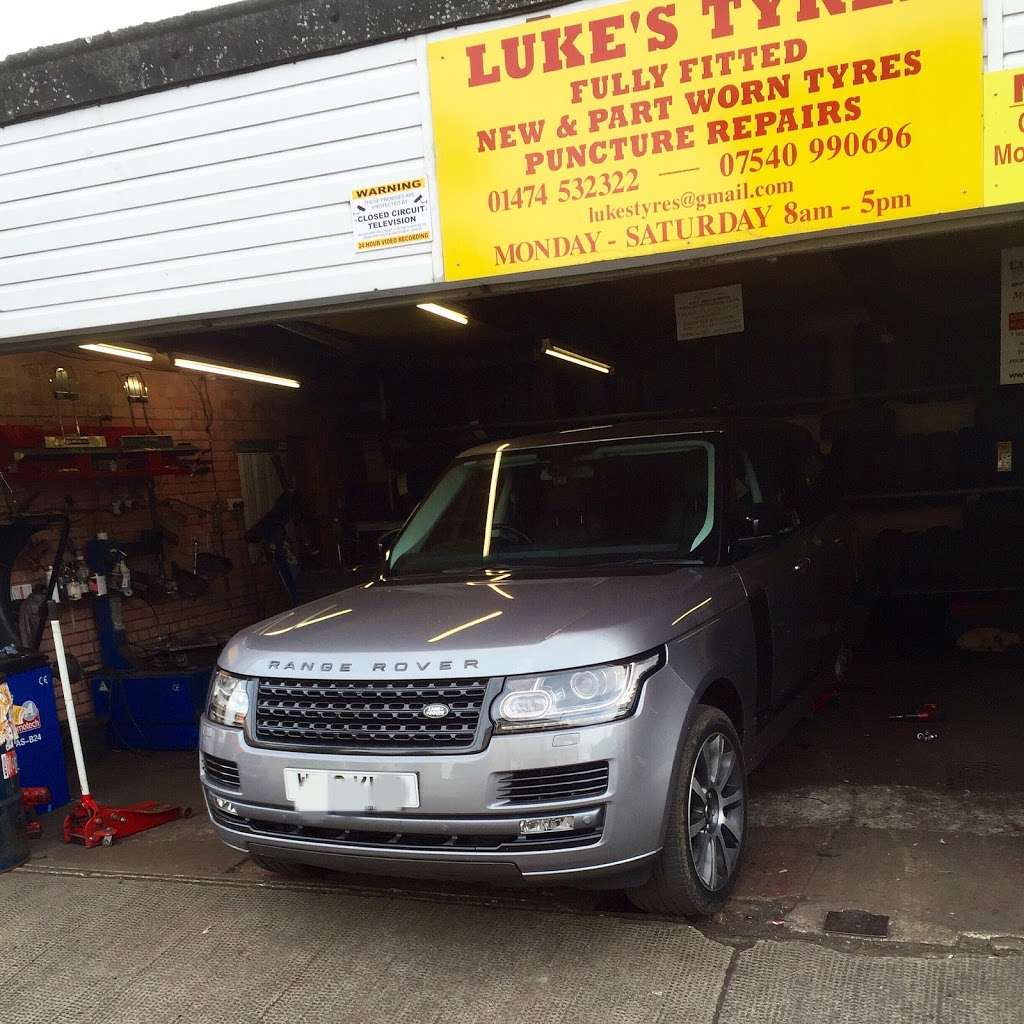 Lukes Tyres | 2 Spencer St, Gravesend DA11 0PT, UK | Phone: 01474 532322