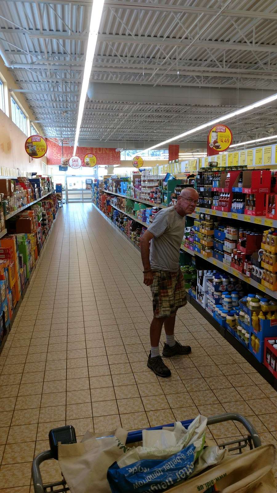 ALDI | 125 Danbury Rd, New Milford, CT 06776, USA | Phone: (855) 955-2534