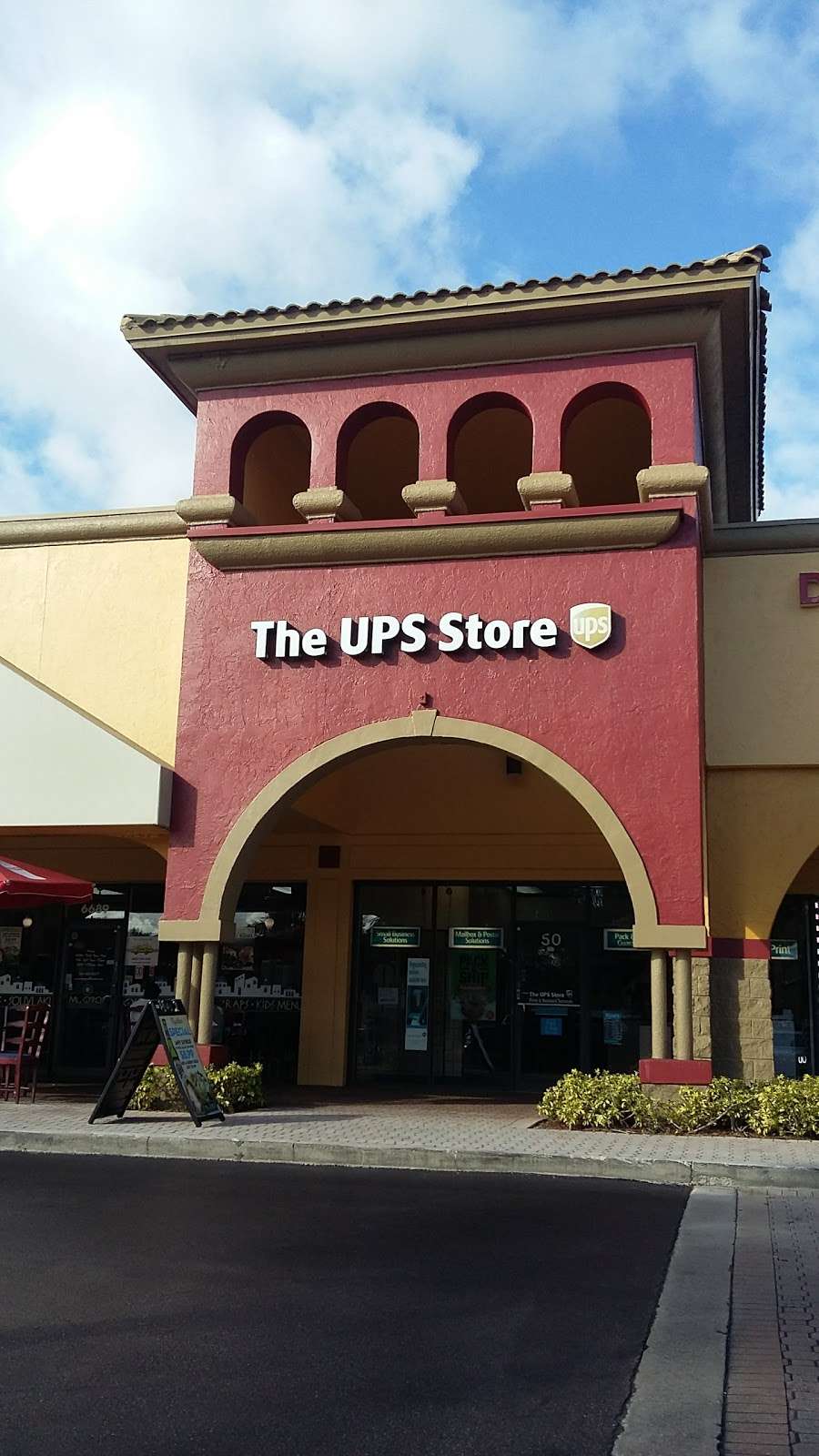 The UPS Store | 6671 W Indiantown Rd STE 50, Jupiter, FL 33458, USA | Phone: (561) 575-5799