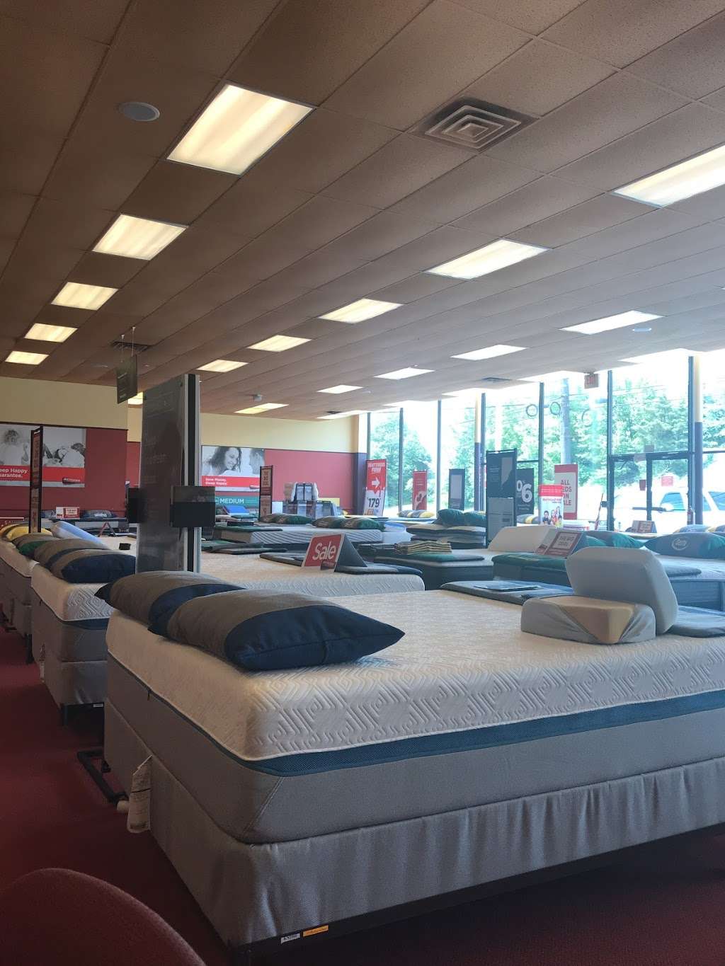 Mattress Firm Somerville | 928 US-22, Somerville, NJ 08876 | Phone: (908) 575-7447