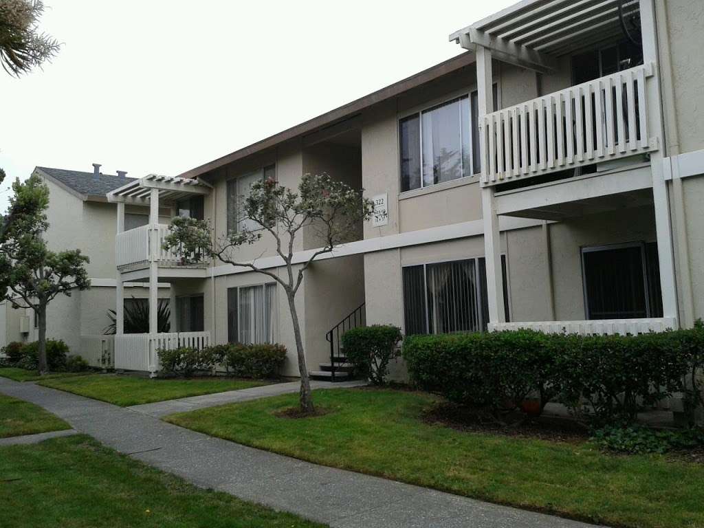 Seacliff Apartments | 300 Palmetto Ave, Pacifica, CA 94044, USA | Phone: (650) 355-1049