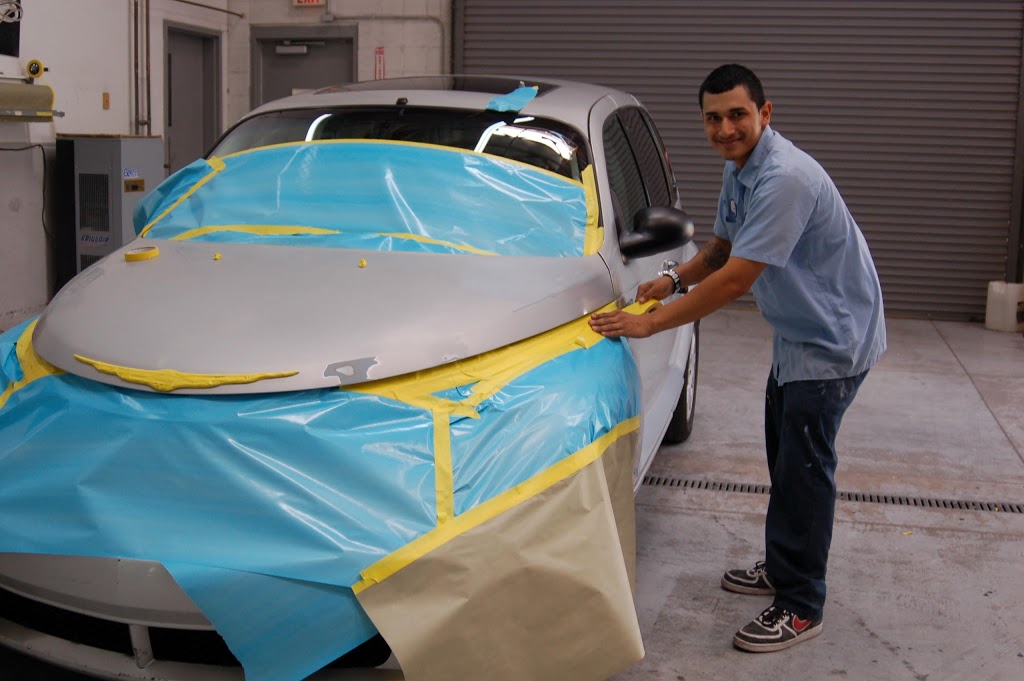 Maaco Collision Repair & Auto Painting | 3113 E Main St, Mesa, AZ 85213 | Phone: (480) 359-2897