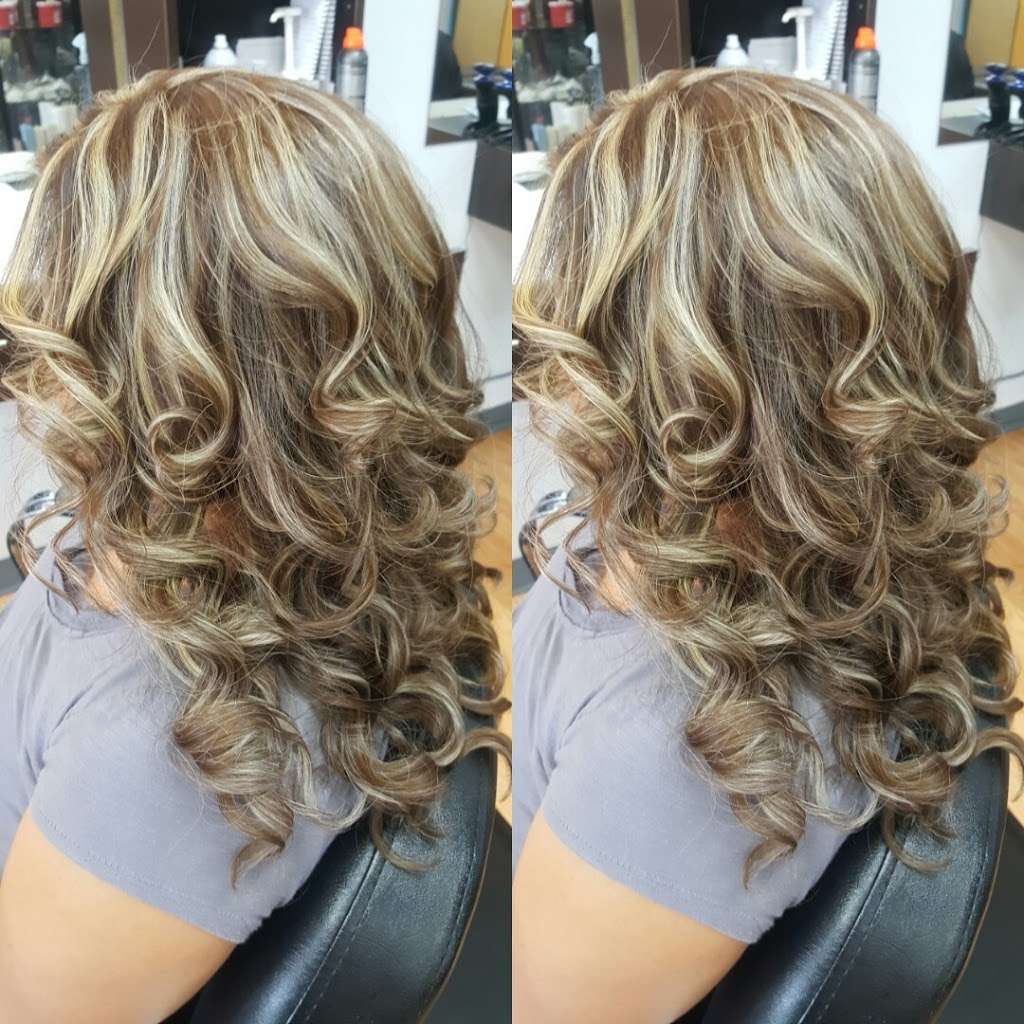 Mambo beauty salon | 664 Peoria St, Aurora, CO 80011, United States | Phone: (720) 532-0265