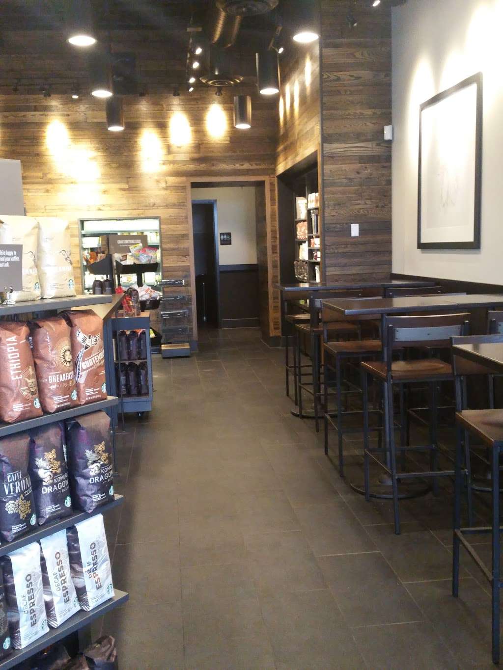 Starbucks | 15500 W Greenfield Ave, Brookfield, WI 53005, USA | Phone: (262) 599-1090