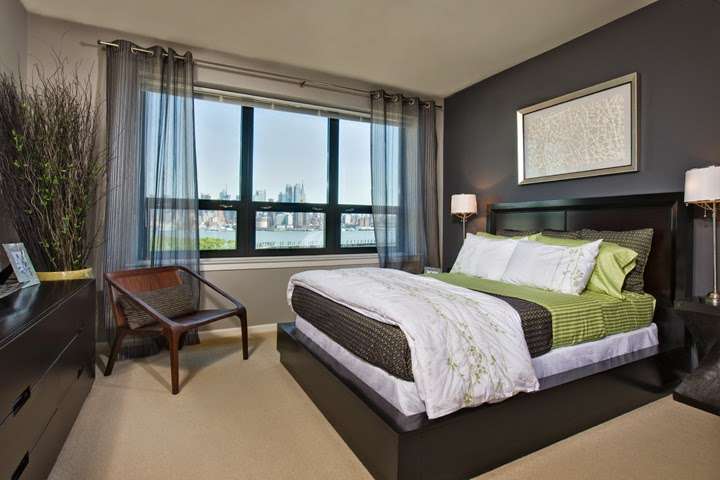 RiversEdge at Port Imperial | 1500 Ave at Port Imperial, Weehawken, NJ 07086, USA | Phone: (201) 866-0854