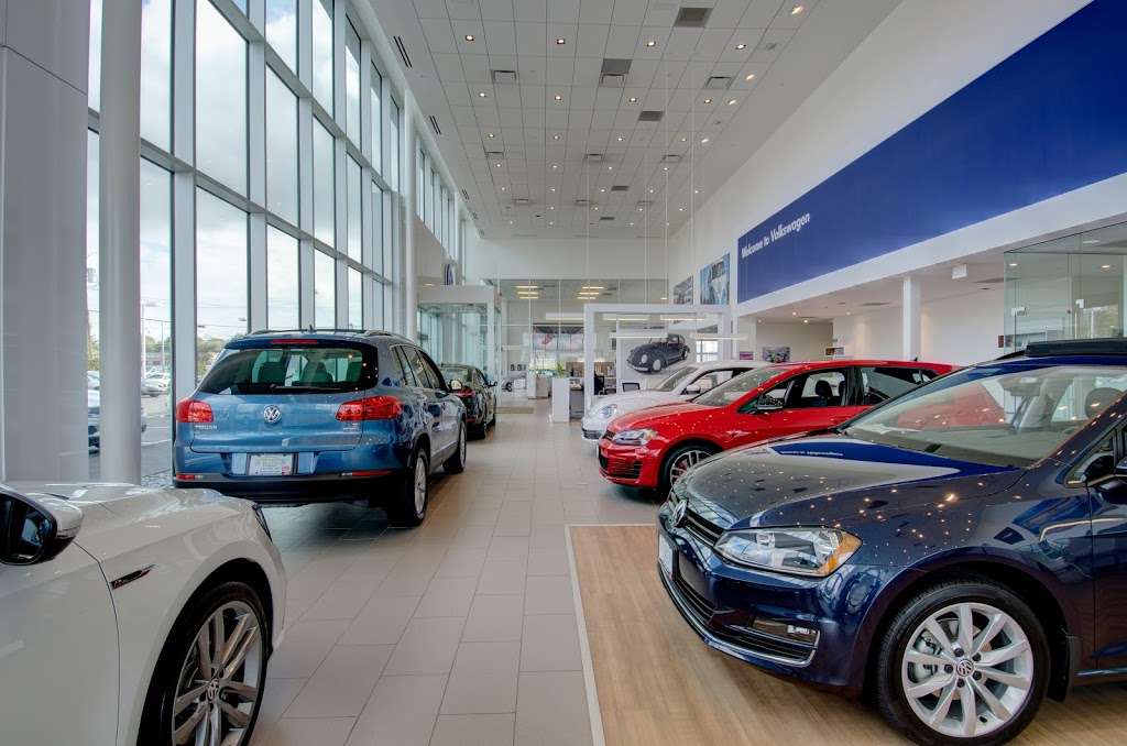 Kelly Volkswagen | 72 Andover St Route 114, Danvers, MA 01923, USA | Phone: (978) 774-8000