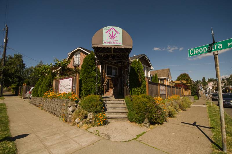 Herbs House | 716 NW 65th St, Seattle, WA 98117, USA | Phone: (206) 557-7388