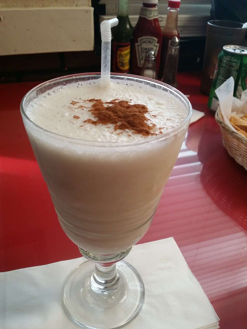 El Salvadoreño Restaurant | 791 Lonsdale Ave, Central Falls, RI 02863, USA | Phone: (401) 725-2226